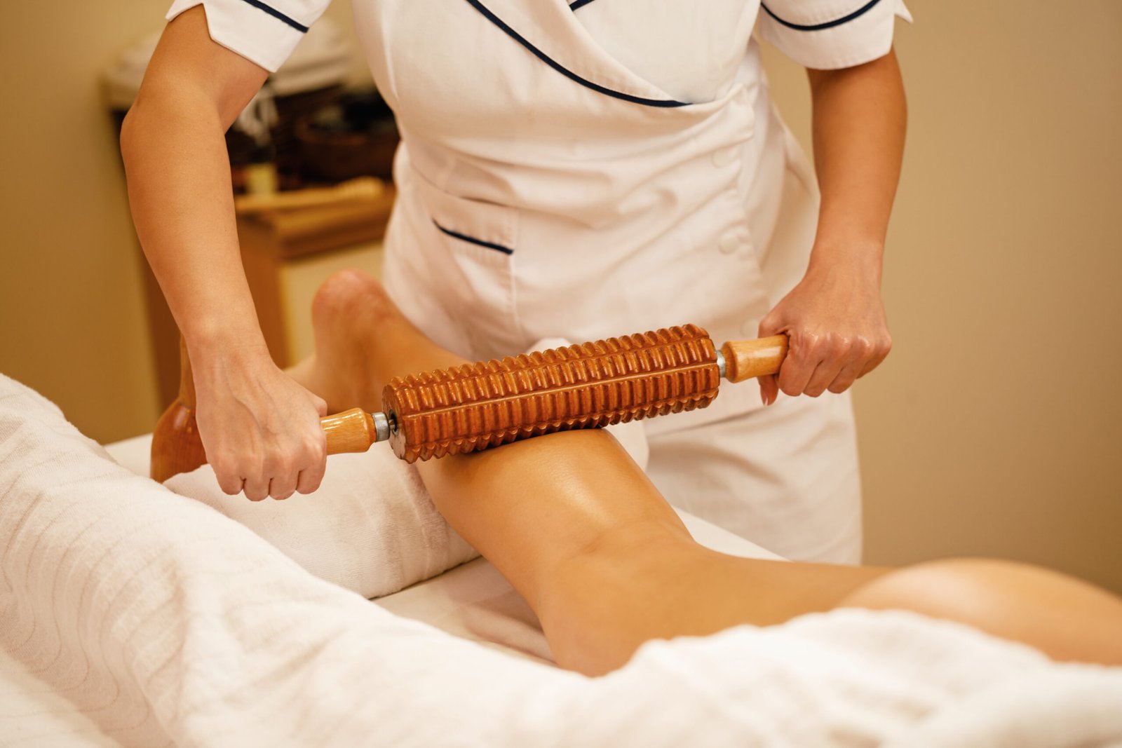 Anti-Cellulite Massage
